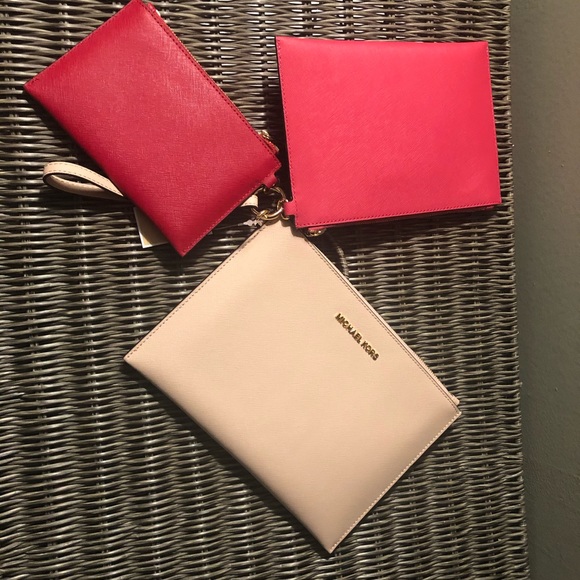 JET SET TRAVEL TRIO WRISTLETS